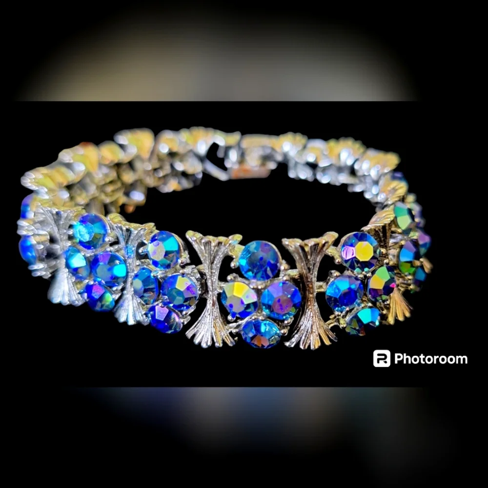 Rare vintage Lisner AB in blue crystal Rhodium bracelet - Picture 1 of 2